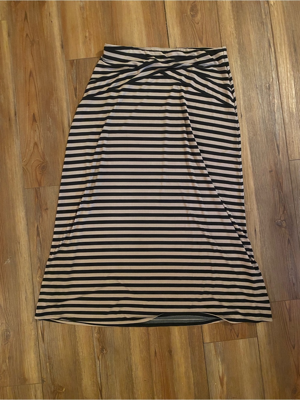 Beige by ECI Striped Knit Maxi Skirt Large Crisscross Waistband Boho
